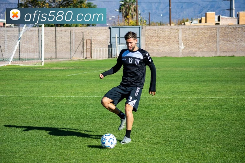 博伊金斯NBA最矮球员生涯回顾身高仅165厘米创多项纪录